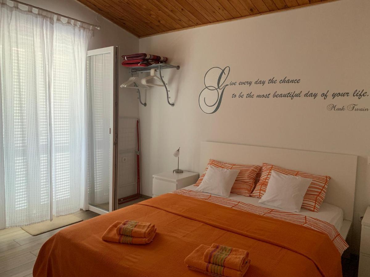 N&N Apartments Jadranovo Buitenkant foto