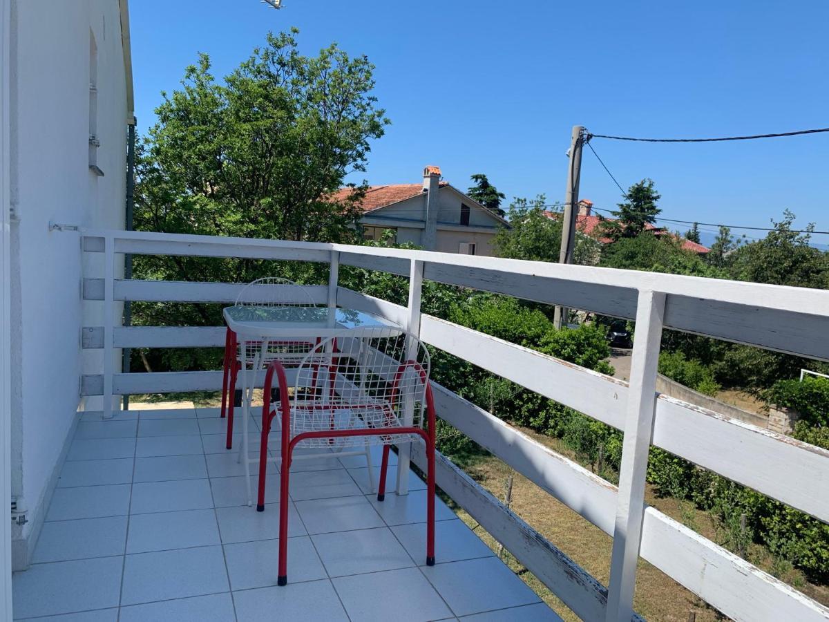 N&N Apartments Jadranovo Buitenkant foto