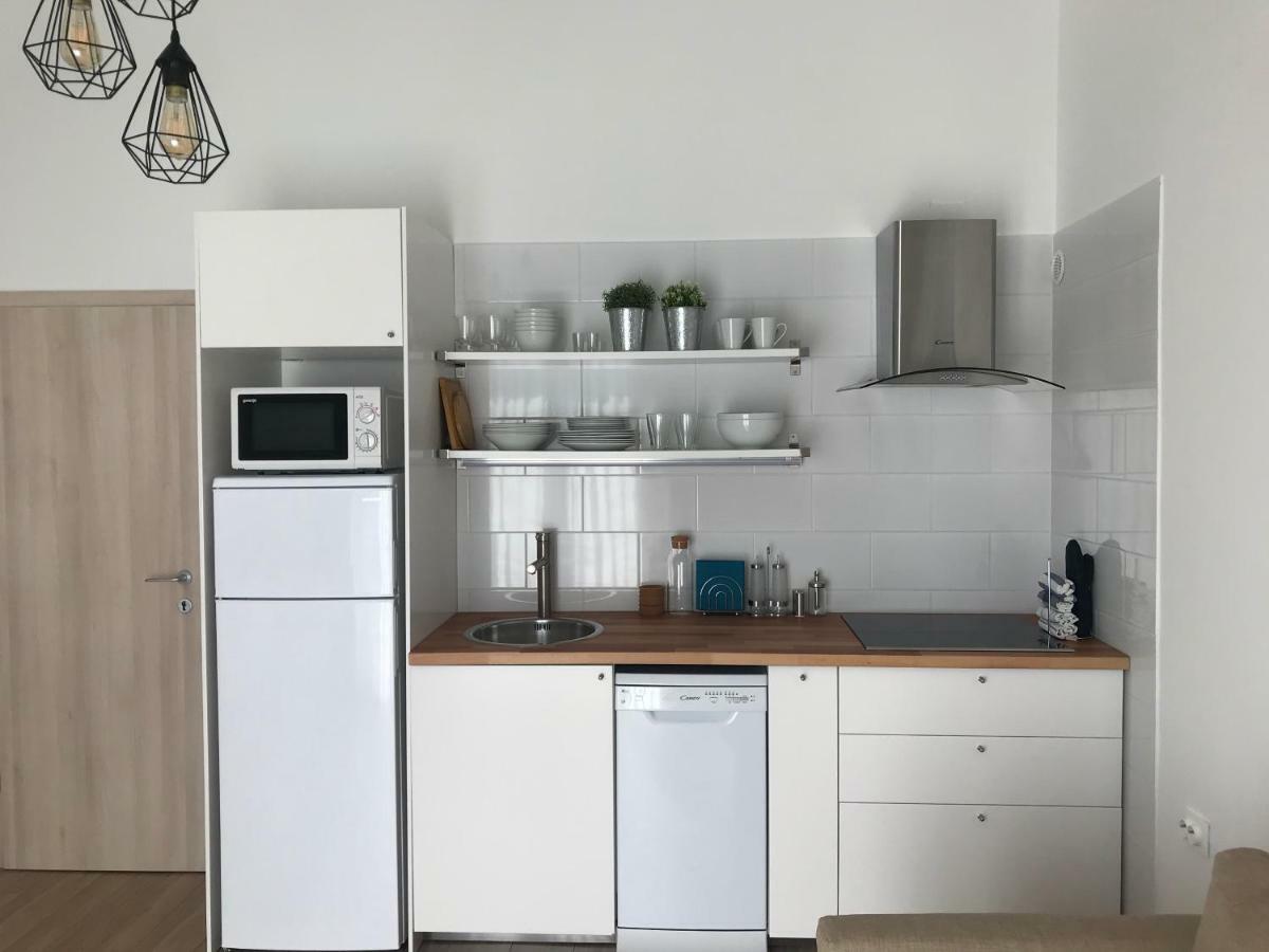 N&N Apartments Jadranovo Buitenkant foto